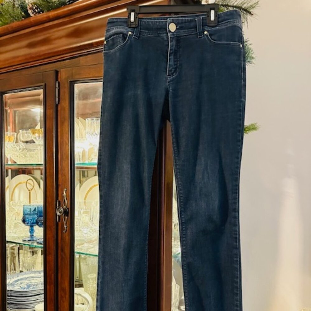 Chicos Platinum Dark Denim Jeans.  Size 00.